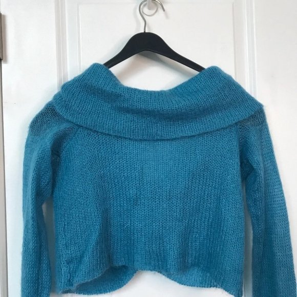 United Colors Of Benetton Blue Mohair Blend Open Knit Twist Front Crop Sweater - Picture 4 of 5